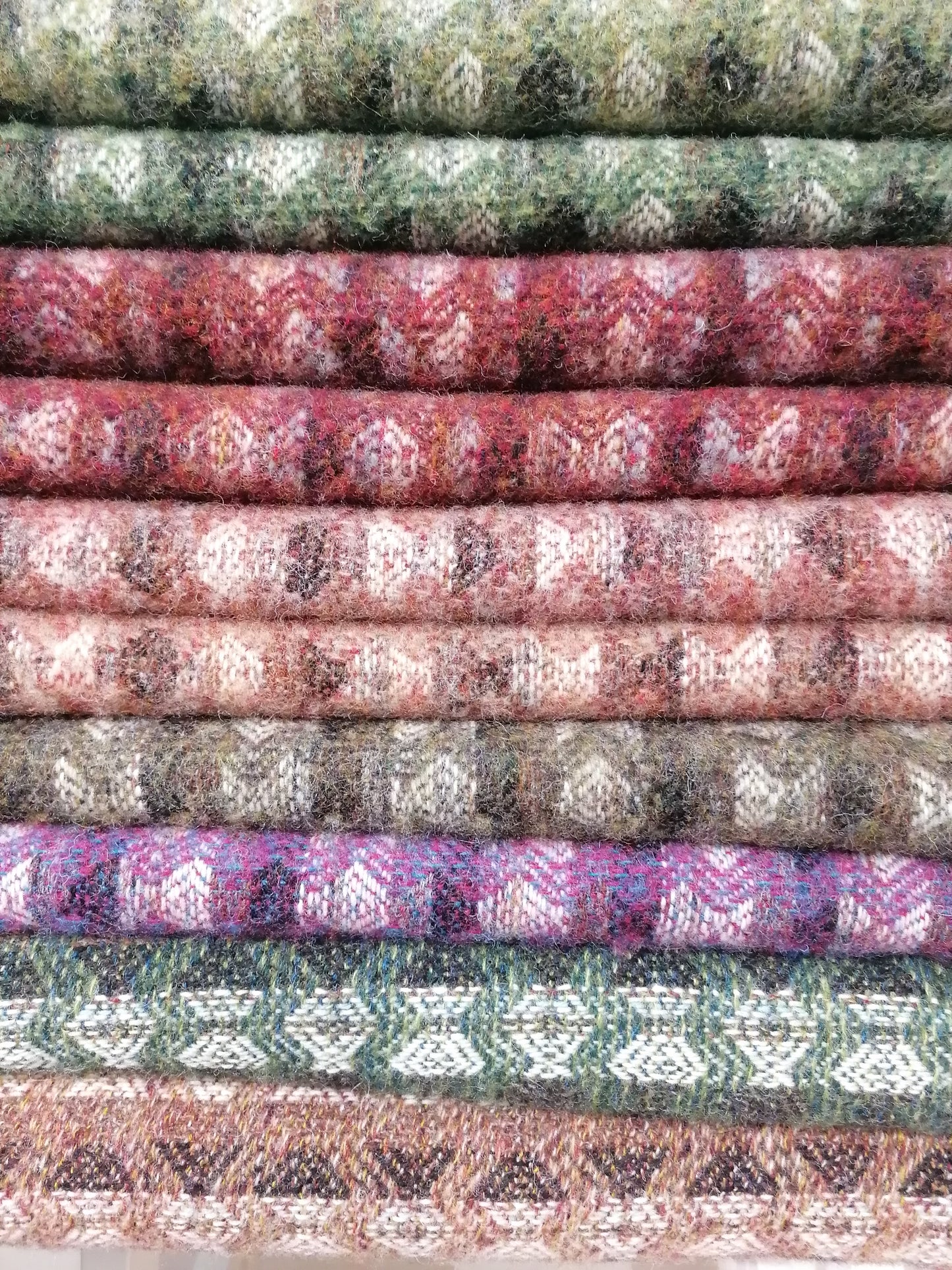 Small Ecology Throw