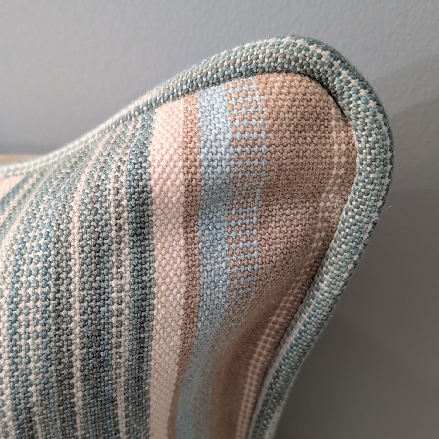 Linton Aqua Cushion